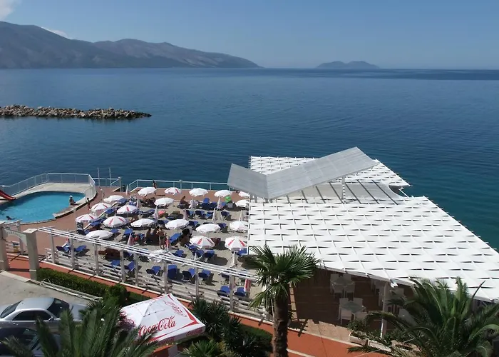 Paradise 酒店 Radhimë